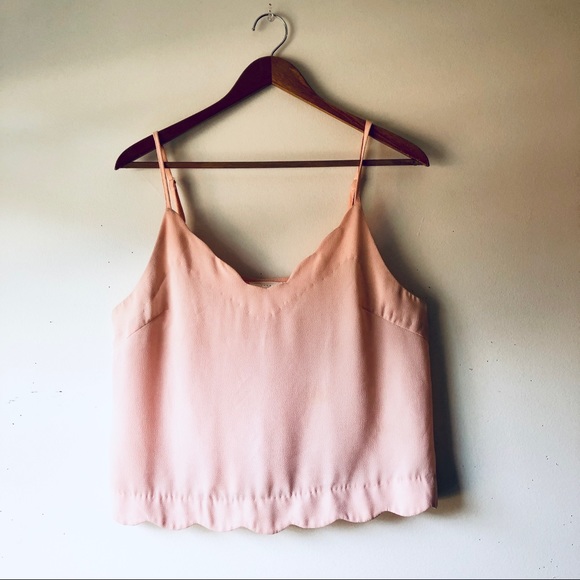 Lush Tops - Lush Baby Pink Scalloped Tank Top (M)